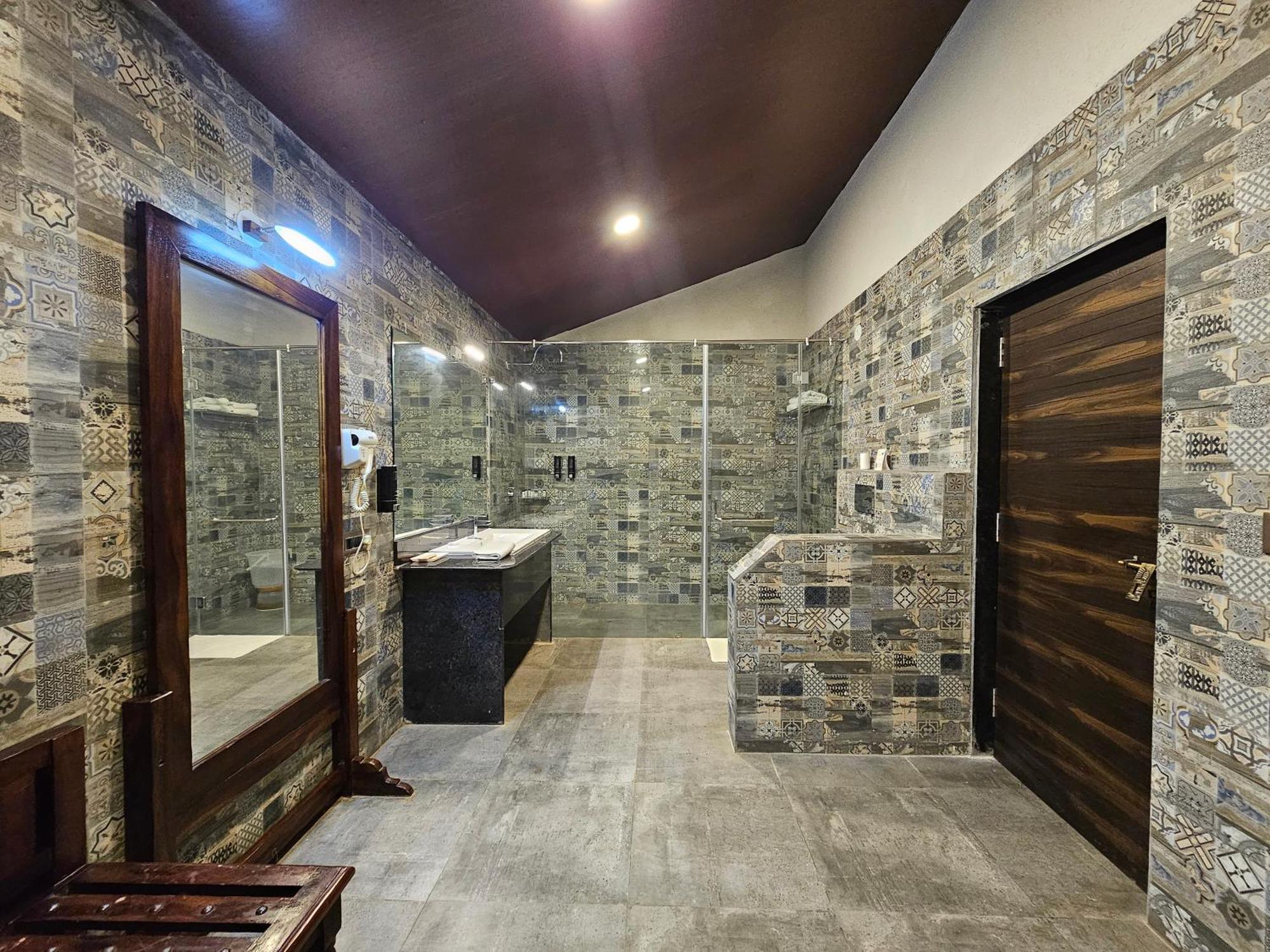 Hotel Gir Lion Safari Camp By Trulyy, Sasan Gir Sodaori Zewnętrze zdjęcie